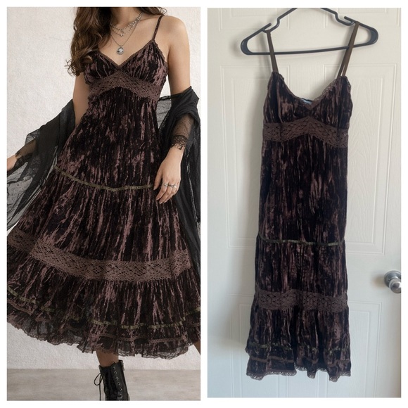 Smart Set Dresses & Skirts - Brown Velour Midi Dress XS S Whimsigoth Lagenlook Fairycore